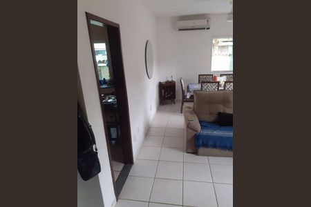 Casa à venda com 3 quartos, 280m² em Vargem Pequena, Rio de Janeiro