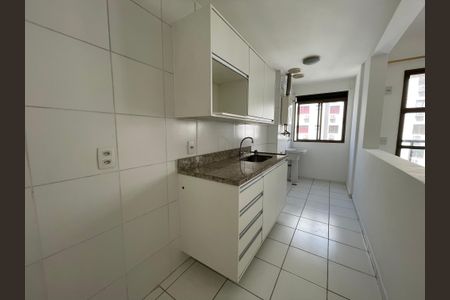 Apartamento à venda com 58m², 2 quartos e 1 vaga