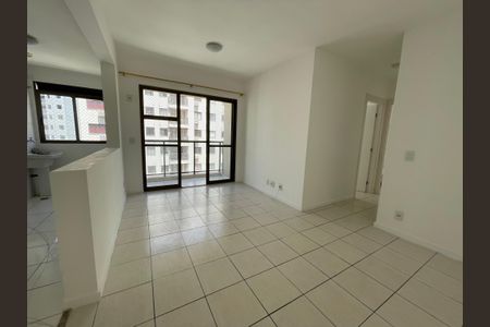 Apartamento à venda com 58m², 2 quartos e 1 vaga