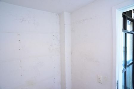 Apartamento à venda com 247m², 4 quartos e 4 vagasQuarto de Serviço 2