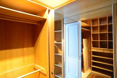 Apartamento à venda com 247m², 4 quartos e 4 vagasCloset da Suíte 3