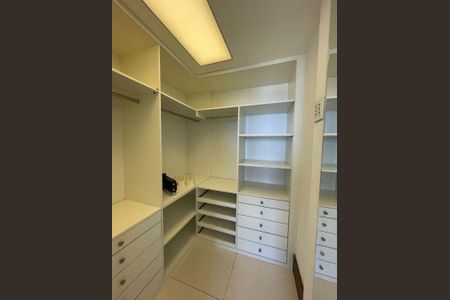 Apartamento à venda com 4 quartos, 155m² em Barra da Tijuca, Rio de Janeiro