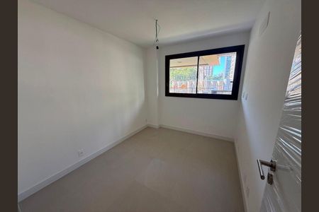 Apartamento à venda com 77m², 2 quartos e sem vagaQuarto 2