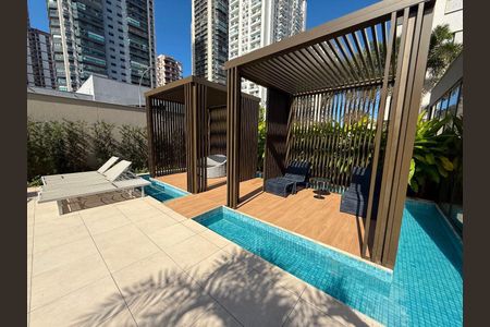 Apartamento à venda com 77m², 2 quartos e sem vagaÁrea comum