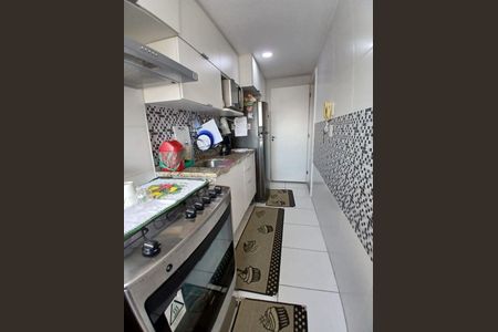 Apartamento à venda com 3 quartos, 70m² em Olaria, Rio de Janeiro