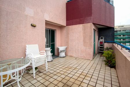 Apartamento à venda com 138m², 2 quartos e 2 vagas Apartamento à venda com 138m², 2 quartos e 2 vagasVaranda da Sala