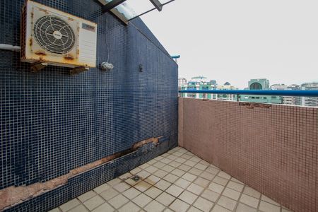 Apartamento à venda com 138m², 2 quartos e 2 vagas Apartamento à venda com 138m², 2 quartos e 2 vagasVaranda da Suíte