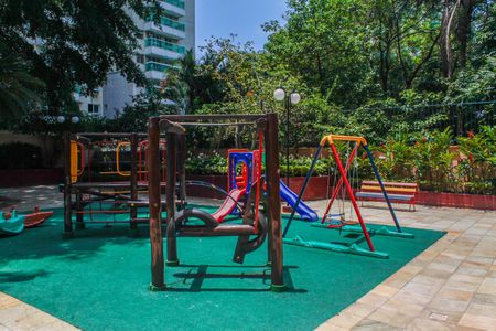 Apartamento à venda com 138m², 2 quartos e 2 vagas Apartamento à venda com 138m², 2 quartos e 2 vagasÁrea comum