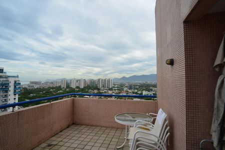 Apartamento à venda com 138m², 2 quartos e 2 vagasVaranda