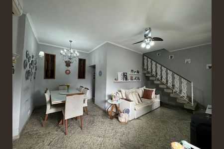 Casa à venda com 4 quartos, 210m² em Vila Isabel, Rio de Janeiro