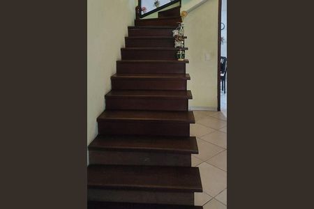 Casa à venda com 140m², 4 quartos e 2 vagas