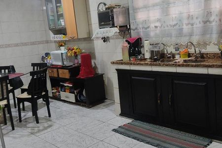 Casa à venda com 4 quartos, 140m² em Vargem Pequena, Rio de Janeiro