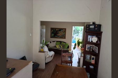 Casa à venda com 5 quartos, 251m² em Sampaio, Rio de Janeiro