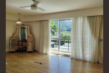 Casa à venda com 5 quartos, 420m² em Vargem Grande, Rio de Janeiro