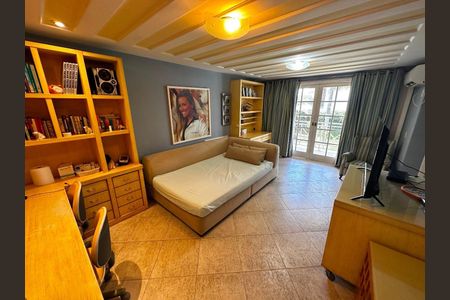 Casa à venda com 6 quartos, 1210m² em Barra da Tijuca, Rio de Janeiro