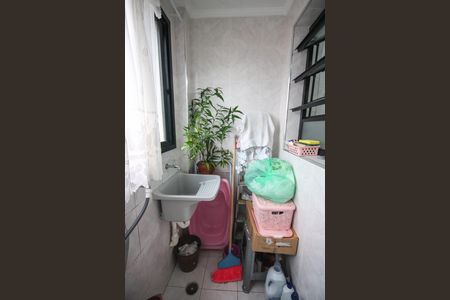 Apartamento para alugar com 75m², 2 quartos e 1 vaga Apartamento para alugar com 75m², 2 quartos e 1 vagaÁrea de Serviço