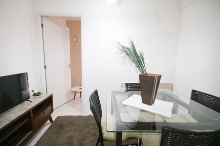 Apartamento para alugar com 75m², 2 quartos e 1 vaga Apartamento para alugar com 75m², 2 quartos e 1 vagaSala de Jantar
