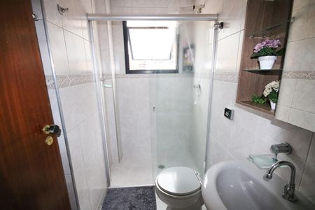 Apartamento para alugar com 75m², 2 quartos e 1 vaga Apartamento para alugar com 75m², 2 quartos e 1 vagaBanheiro