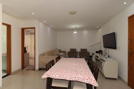 Apartamento à venda com 142m², 2 quartos e 1 vagaSala
