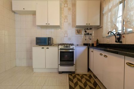 Cozinha de casa à venda com 3 quartos, 100m² em Parque Boturussu, São Paulo