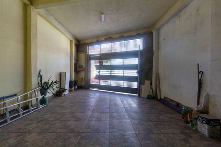 Garagem de casa à venda com 3 quartos, 100m² em Parque Boturussu, São Paulo