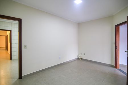 Sala de casa para alugar com 2 quartos, 120m² em Jardim Olinda, Indaiatuba