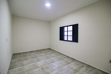 Casa para alugar com 120m², 2 quartos e 2 vagas Casa para alugar com 120m², 2 quartos e 2 vagasQuarto 1