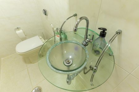 Lavabo de casa para alugar com 4 quartos, 185m² em Chácara Seis de Outubro, São Paulo