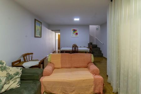 Sala de casa para alugar com 4 quartos, 185m² em Chácara Seis de Outubro, São Paulo