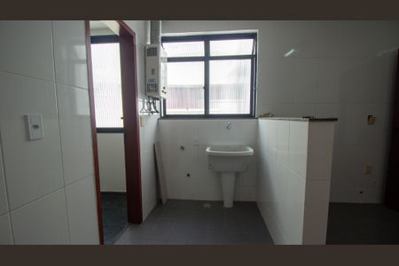 Apartamento à venda com 125m², 3 quartos e 1 vagaÁrea de Serviço