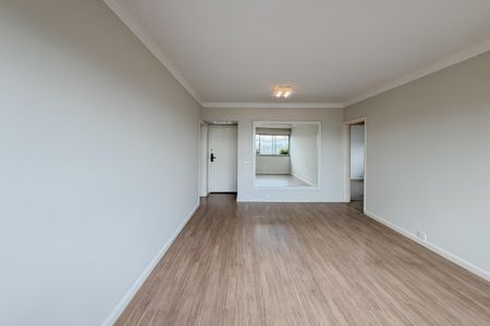 Apartamento à venda com 100m², 2 quartos e 1 vagaSala