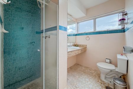 Apartamento à venda com 100m², 2 quartos e 1 vagaBanheiro Social