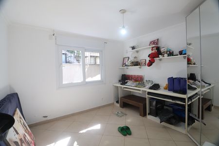 Casa à venda com 355m², 5 quartos e 4 vagasQuarto 1