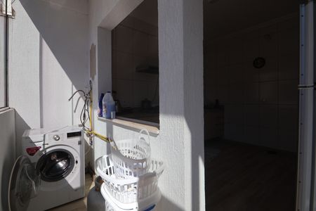 Casa à venda com 355m², 5 quartos e 4 vagasLavanderia