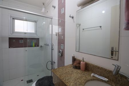 Casa à venda com 355m², 5 quartos e 4 vagasBanheiro