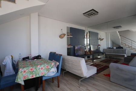 Casa à venda com 355m², 5 quartos e 4 vagasSala- casa 2