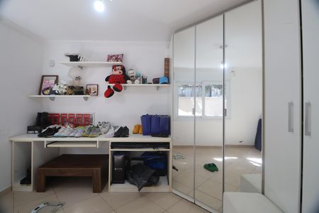 Quarto 1 de casa à venda com 5 quartos, 355m² em Centro, Canoas