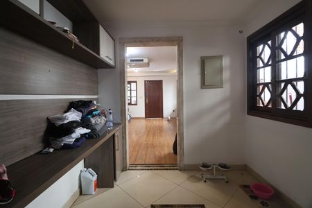 Casa à venda com 355m², 5 quartos e 4 vagasEscritório