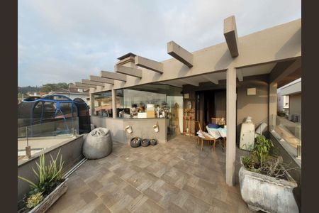 Casa à venda com 260m², 3 quartos e 4 vagasVaranda da Cozinha