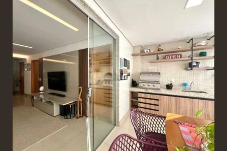 Apartamento à venda com 4 quartos, 131m² em Buritis, Belo Horizonte