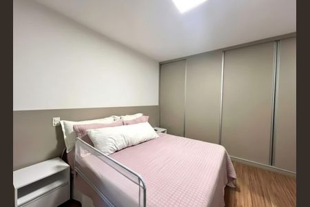 Apartamento à venda com 4 quartos, 131m² em Buritis, Belo Horizonte