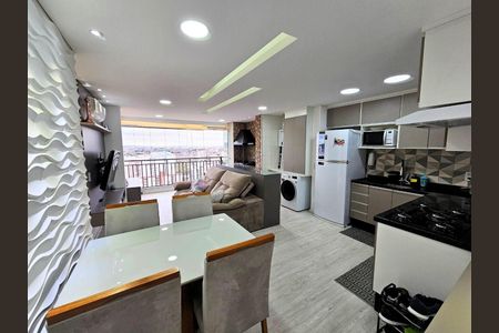 Apartamento à venda com 2 quartos, 66m² em Picanço, Guarulhos