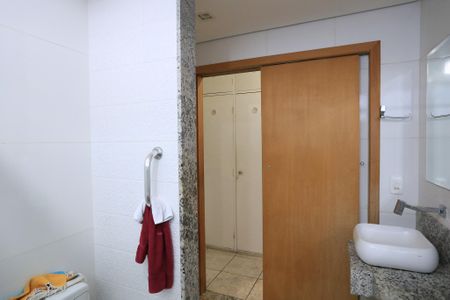 Apartamento para alugar com 95m², 3 quartos e 1 vagaBanheiro