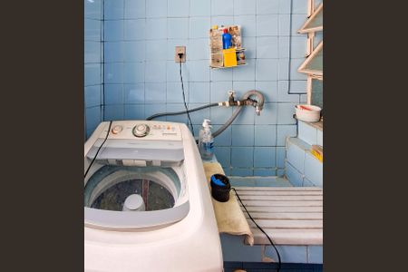 Apartamento para alugar com 95m², 4 quartos e 1 vaga Apartamento para alugar com 95m², 4 quartos e 1 vagaCozinha e Área de Serviço