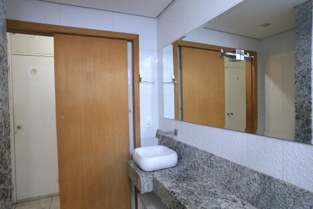 Apartamento para alugar com 95m², 3 quartos e 1 vagaBanheiro