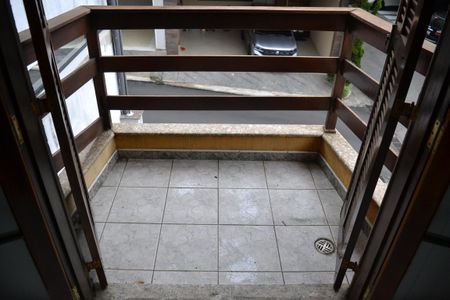 Casa de condomínio à venda com 105m², 3 quartos e 2 vagasVaranda Quarto 2