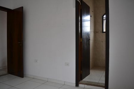 Casa de condomínio à venda com 105m², 3 quartos e 2 vagasSuíte