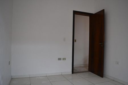 Casa de condomínio à venda com 105m², 3 quartos e 2 vagasSuíte