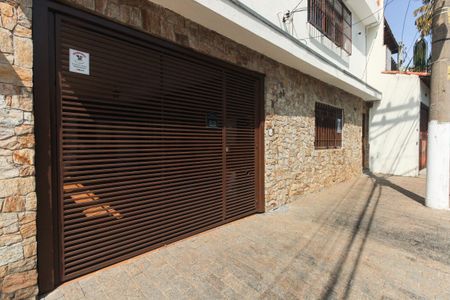 Casa à venda com 189m², 2 quartos e 2 vagasFachada
