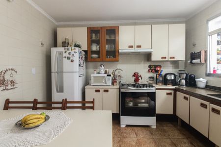 Casa à venda com 189m², 2 quartos e 2 vagasCozinha